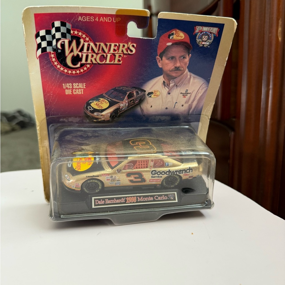 Winner's Circle 1998 Monte Carlo Die-Cast Car